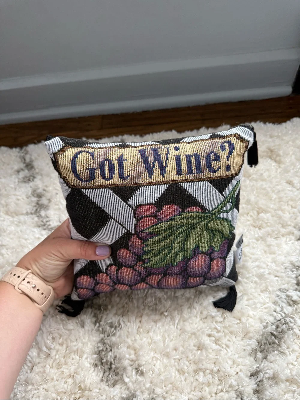 Vintage Got Wine Grapes Tapestry Needlepoint Decor Throw Pillow 6 Inch Square